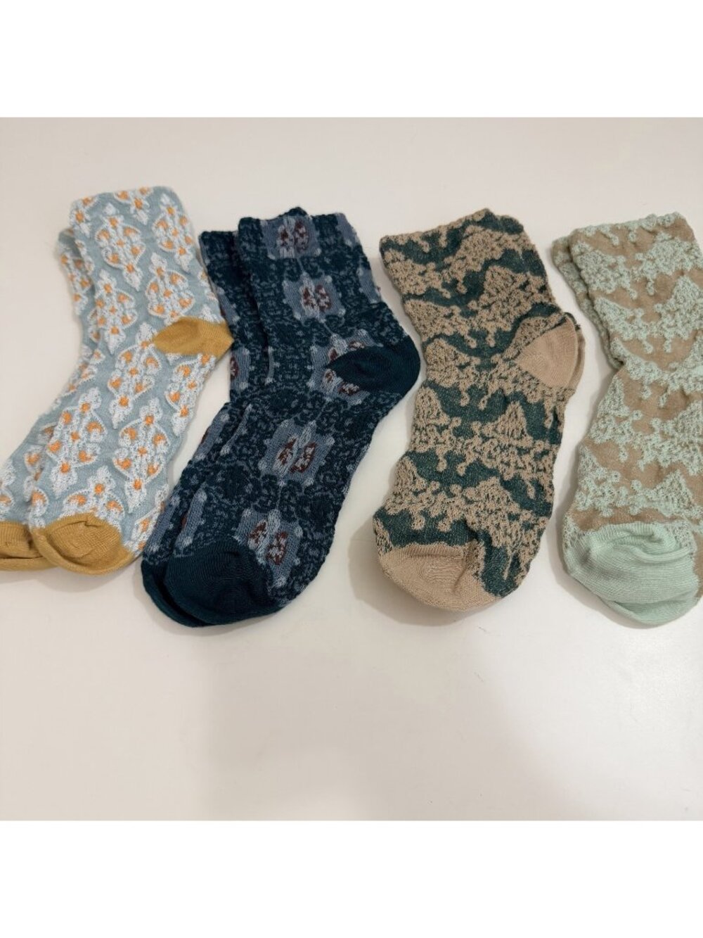 4 Pairs Womens Floral Embossed Vintage Textured Socks